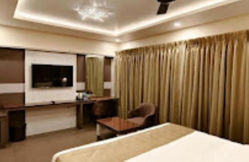 Hotel Manvizha Thirukadaiyur