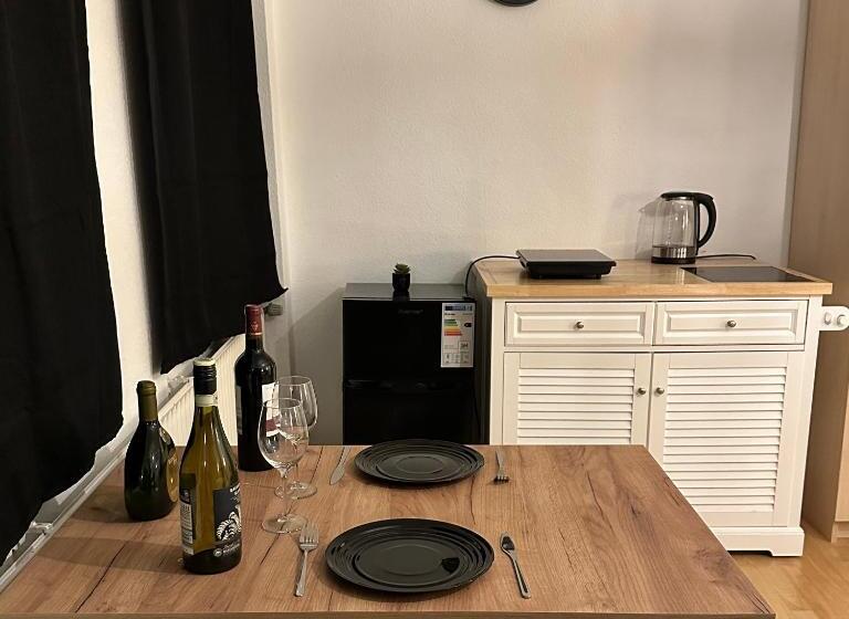 酒店 Modernes Apartment Im Herzen Von Weikersheim