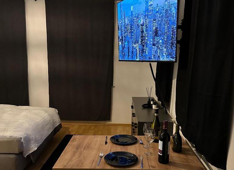 酒店 Modernes Apartment Im Herzen Von Weikersheim