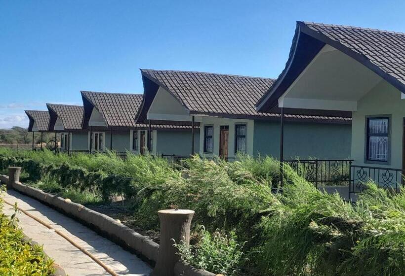 هتل Penety Amboseli Resort