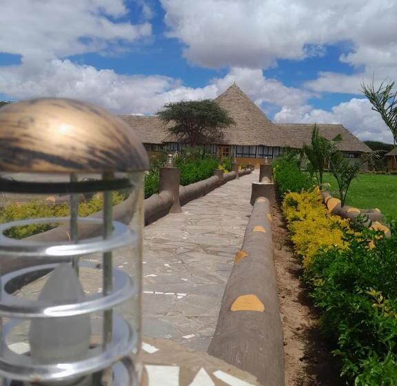 هتل Penety Amboseli Resort