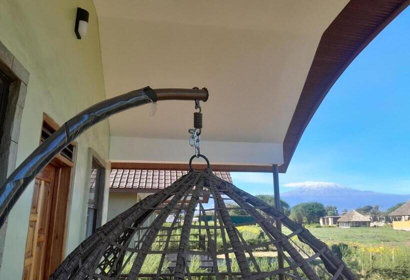 هتل Penety Amboseli Resort