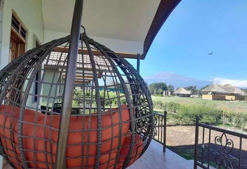 هتل Penety Amboseli Resort