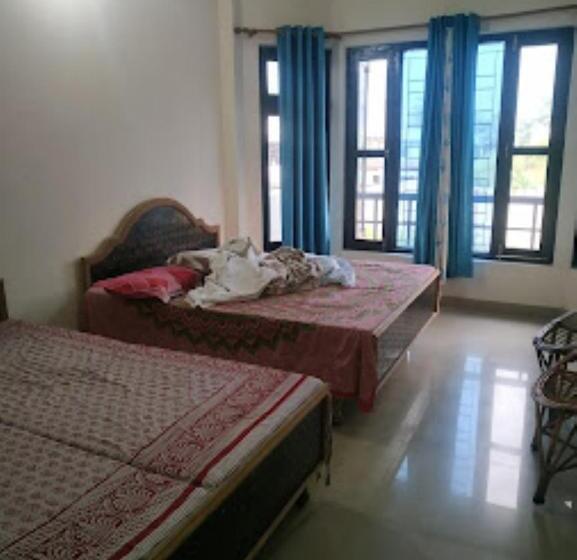 Hotelli Srishty Choice, Rudraprayag