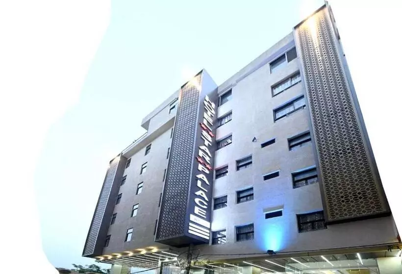 ホテル Star Palace Near Railway Station