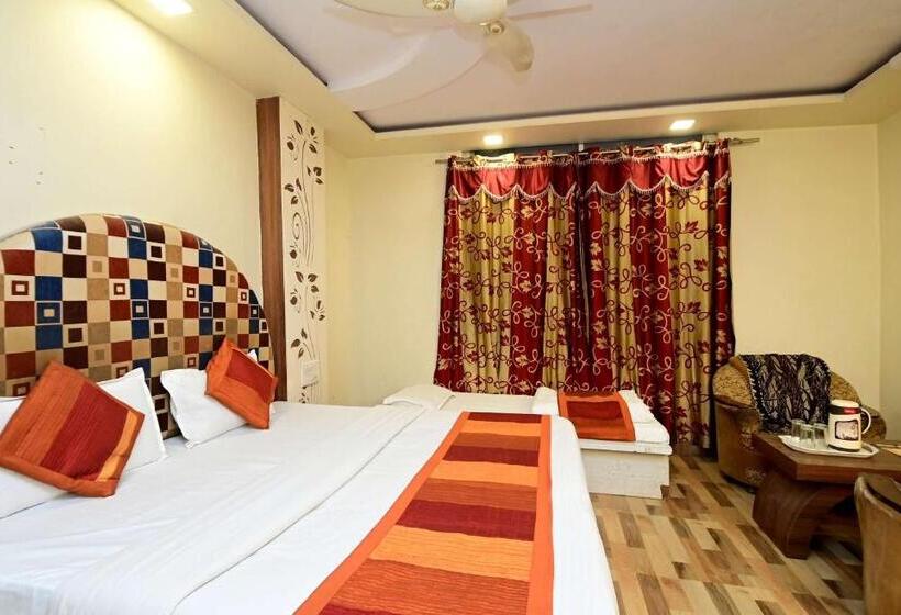 فندق Star Palace Near Railway Station