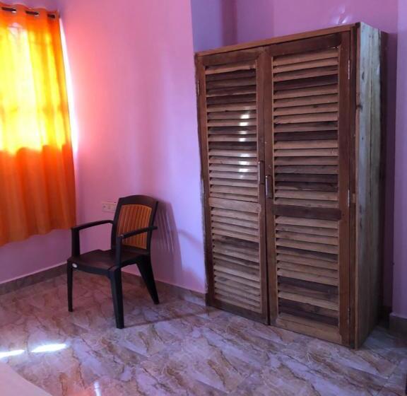 Hotel Thomas Beach Guesthouse