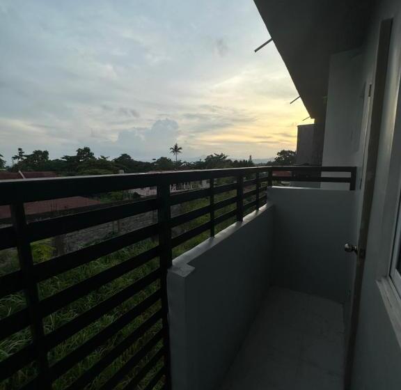 Hotel Twilight Tower