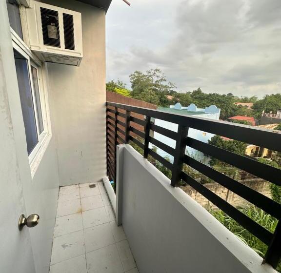 Hotel Twilight Tower