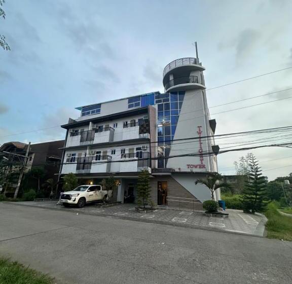 Hotel Twilight Tower