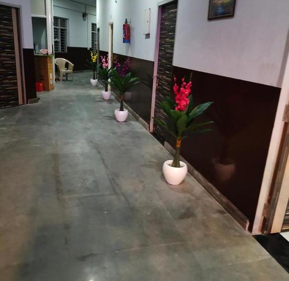 בית מלון כפרי Vrindavan