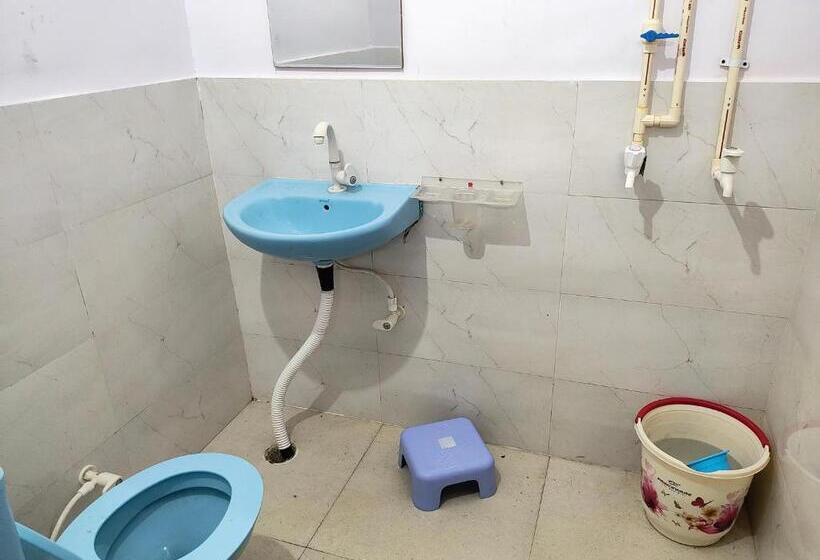 בית מלון כפרי Vrindavan