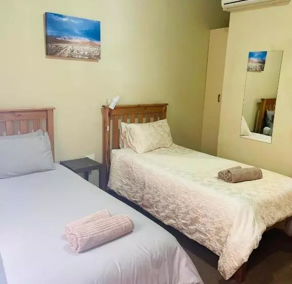 ペンション Azalea Bnb