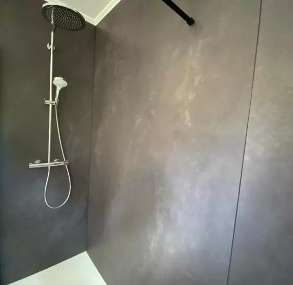 Majatalo Le Logis Du Plateau