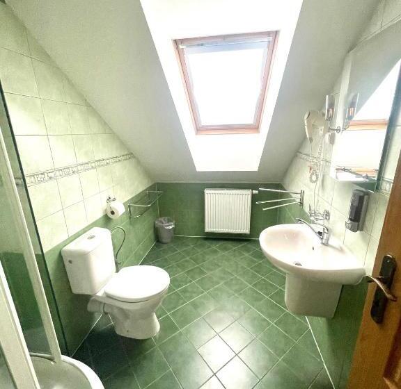 ペンション Penzion A Restaurace U Nováků