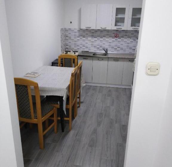 پانسیون Rooms Ilinden Skopje