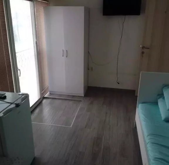 Majatalo Rooms Ilinden Skopje