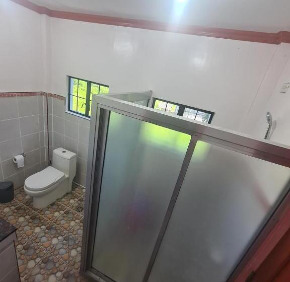 פנסיון Rotunda Inn Home Stay