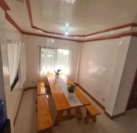 ペンション Rotunda Inn Home Stay