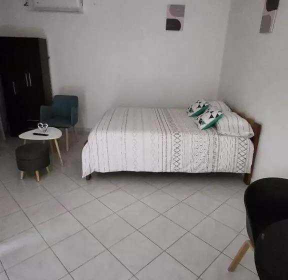 پانسیون Résidence Denguele Studio