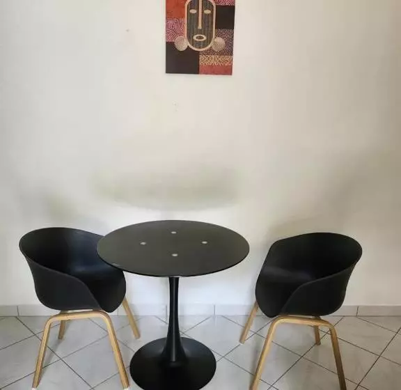 پانسیون Résidence Denguele Studio