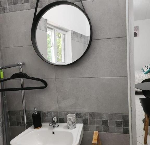 پانسیون Résidence Denguele Studio