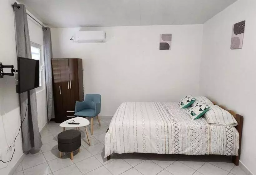 پانسیون Résidence Denguele Studio