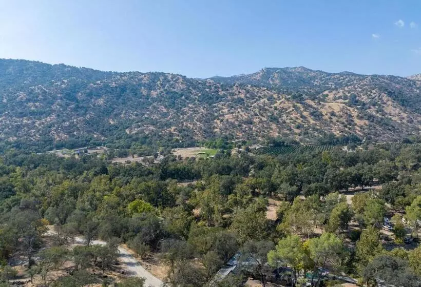 Majatalo Views, Hot Tub, Outdoor Shower, 15m From Sequoia