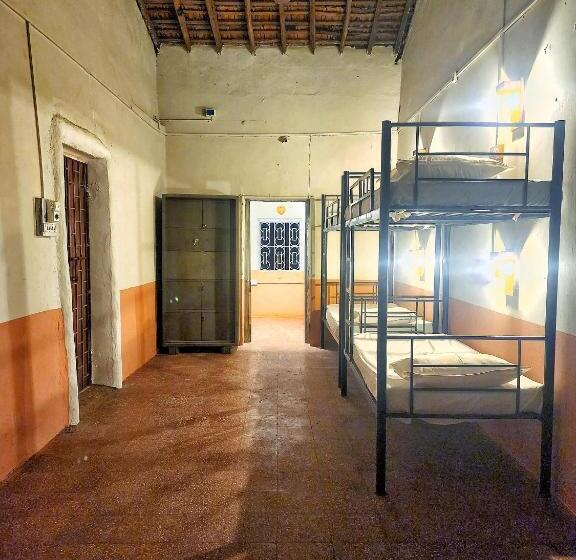 Rustic Dreams Hostel   Anjuna