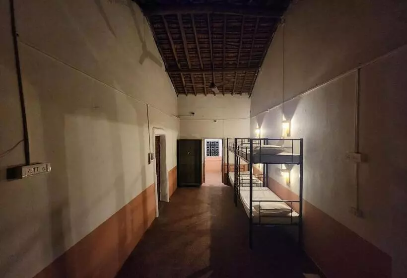 Rustic Dreams Hostel   Anjuna