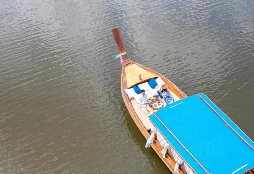 Wonderland Suites And Resort