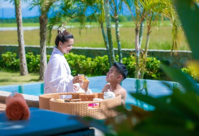 Wonderland Suites And Resort