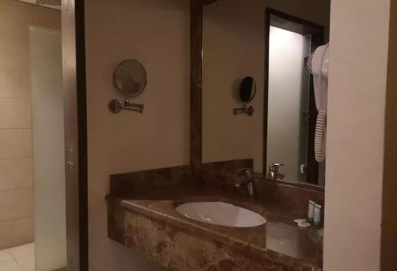 فندق تحسين العزيزية Tahseen Azizia