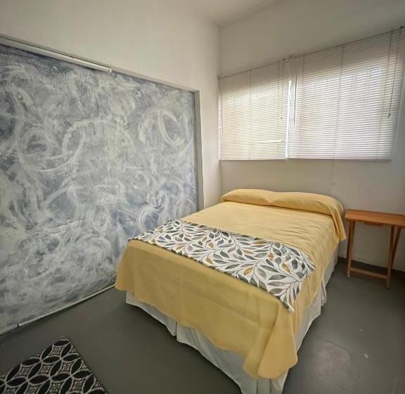 هاستل Vive Alegría, Dragonfly