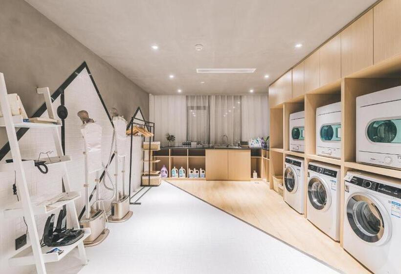 Atour Hotel Shanghai Pudong Jinqiao