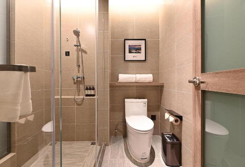 Atour Hotel Shenyang South Station Quanyun Road