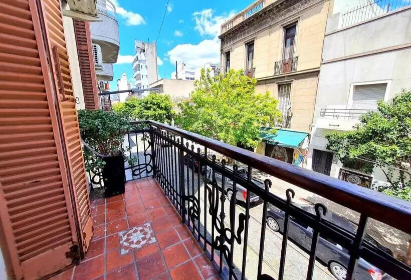 تختخواب و صبحانه San Telmo Soul