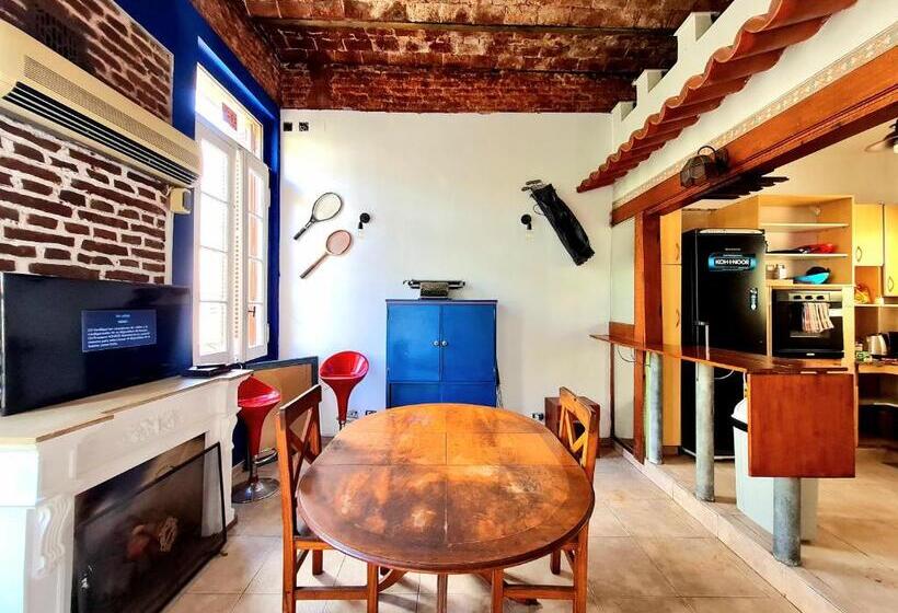 تختخواب و صبحانه San Telmo Soul