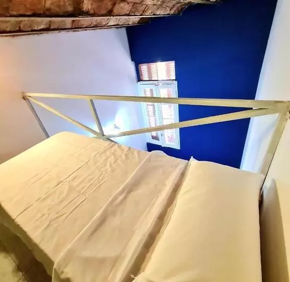 تختخواب و صبحانه San Telmo Soul