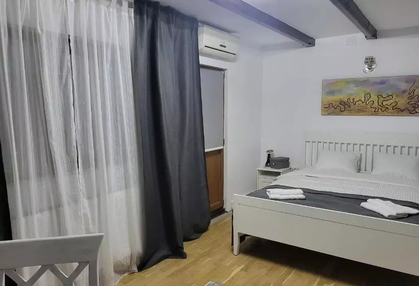 Hotelli Adac Boutique