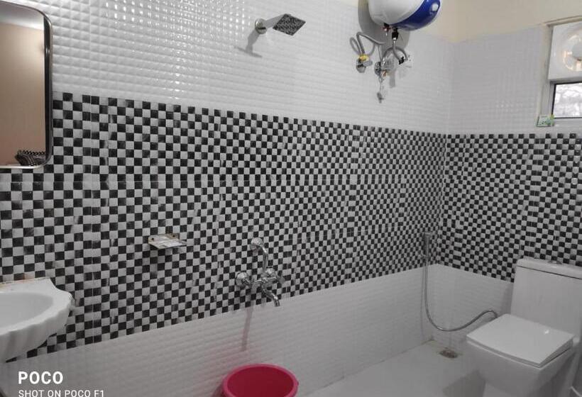 Отель Brahma Kamal Cottage Ransi