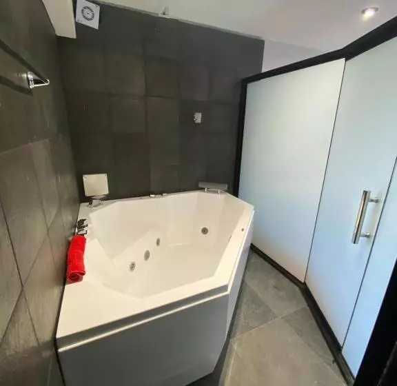 هتل California Urubamba