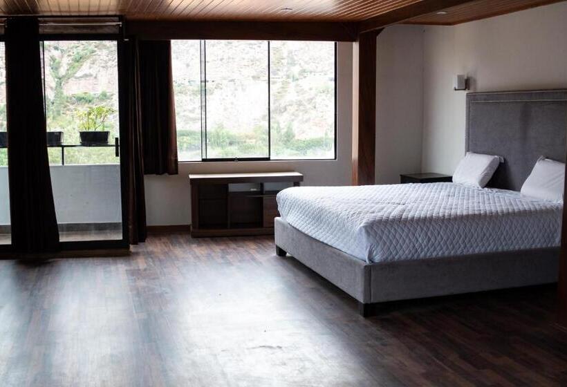 فندق California Urubamba