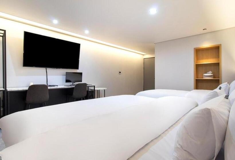 Hotel Hwaseong Stay13
