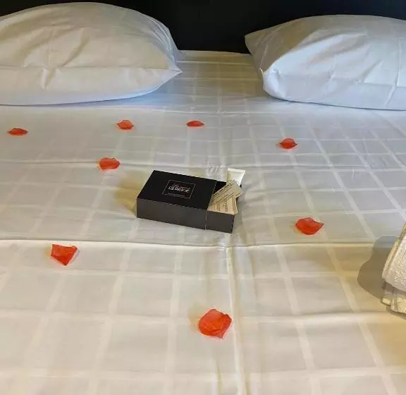 ホテル Les Thermes De Spa By La Cour De La Reine Hôtel, Suites & Accès Gratuit Au Centre Thermal