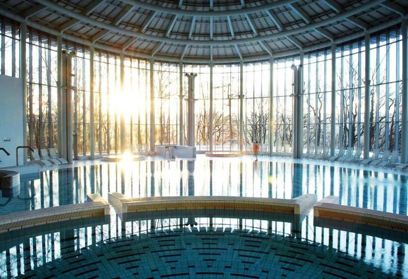 בית מלון כפרי Les Thermes De Spa By La Cour De La Reine Hôtel, Suites & Accès Gratuit Au Centre Thermal