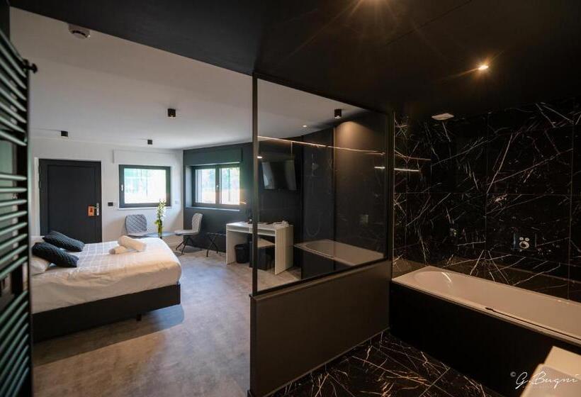 בית מלון כפרי Les Thermes De Spa By La Cour De La Reine Hôtel, Suites & Accès Gratuit Au Centre Thermal