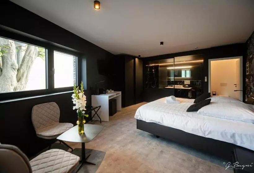 ホテル Les Thermes De Spa By La Cour De La Reine Hôtel, Suites & Accès Gratuit Au Centre Thermal