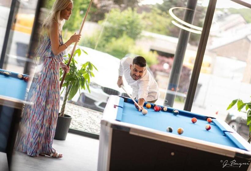 בית מלון כפרי Les Thermes De Spa By La Cour De La Reine Hôtel, Suites & Accès Gratuit Au Centre Thermal