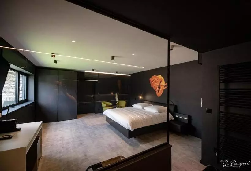 ホテル Les Thermes De Spa By La Cour De La Reine Hôtel, Suites & Accès Gratuit Au Centre Thermal